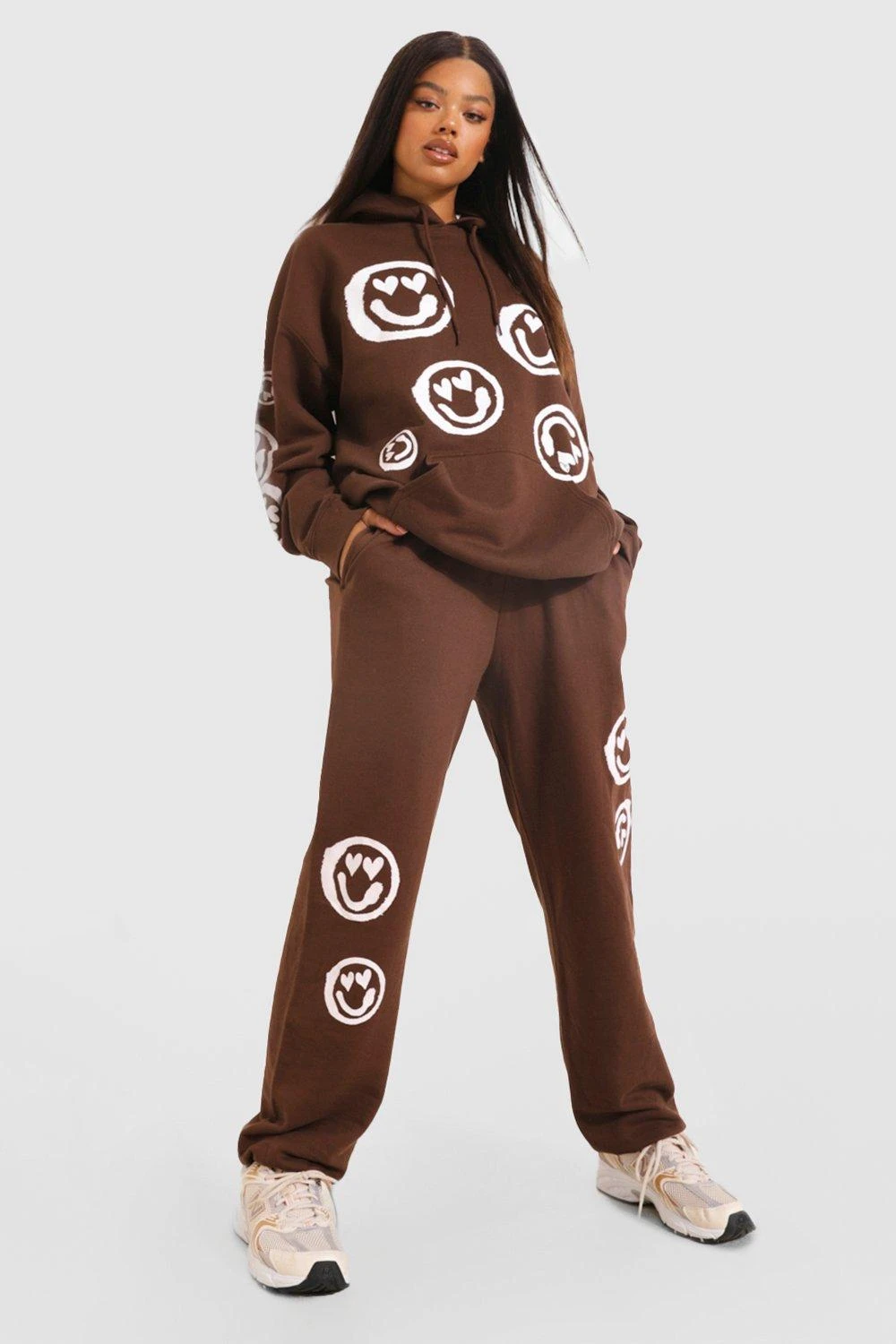 Oversize Jogginghose Mit Smiley-Print 1 Oversize Jogginghose Mit Smiley-Print