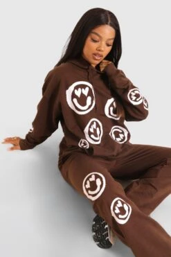Oversize Jogginghose Mit Smiley-Print 6 Oversize Jogginghose Mit Smiley-Print -Günstiges Mode Takt Geschäft fzz25461 chocolate xl 2