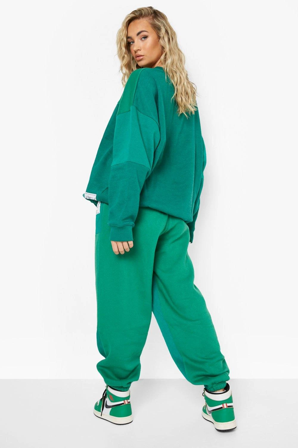 Grüne Colorblock Patchwork Jogginghose 2 Grüne Colorblock Patchwork Jogginghose – Bild 2