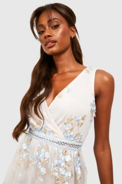 Boohoo Occasion Besticktes Florales Wickel Skater-Kleid -Günstiges Mode Takt Geschäft fzz69506 blue xl 3