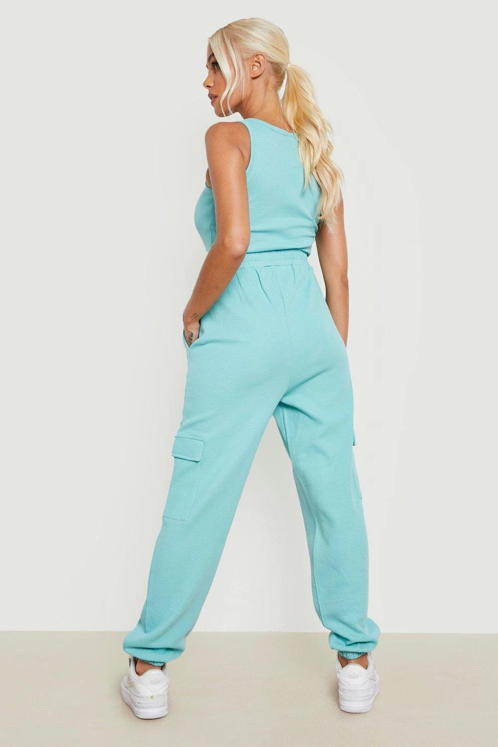 Jogginghose Mit Cargo-Taschen In Waffeloptik 2 Jogginghose Mit Cargo-Taschen In Waffeloptik – Bild 2