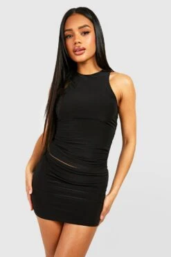 Doppellagiger Minirock