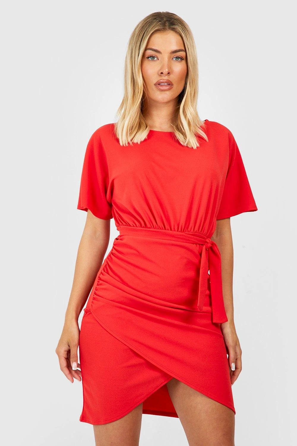 Midikleid Mit Weiten Ärmeln Und Schnür-Detail 1 Midikleid Mit Weiten Ärmeln Und Schnür-Detail