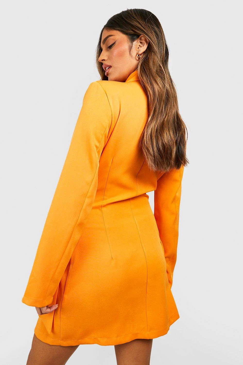 Wickel-Blazerkleid Mit Schnallen-Detail 2 Wickel-Blazerkleid Mit Schnallen-Detail – Bild 2